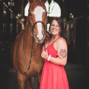 Meet your Posher, Olivia